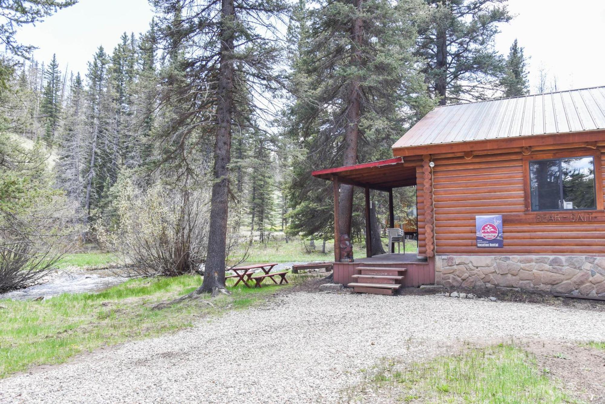 Bear Bait Cabin In Upper Valley With High Speed Wifi Ред Ривър Екстериор снимка