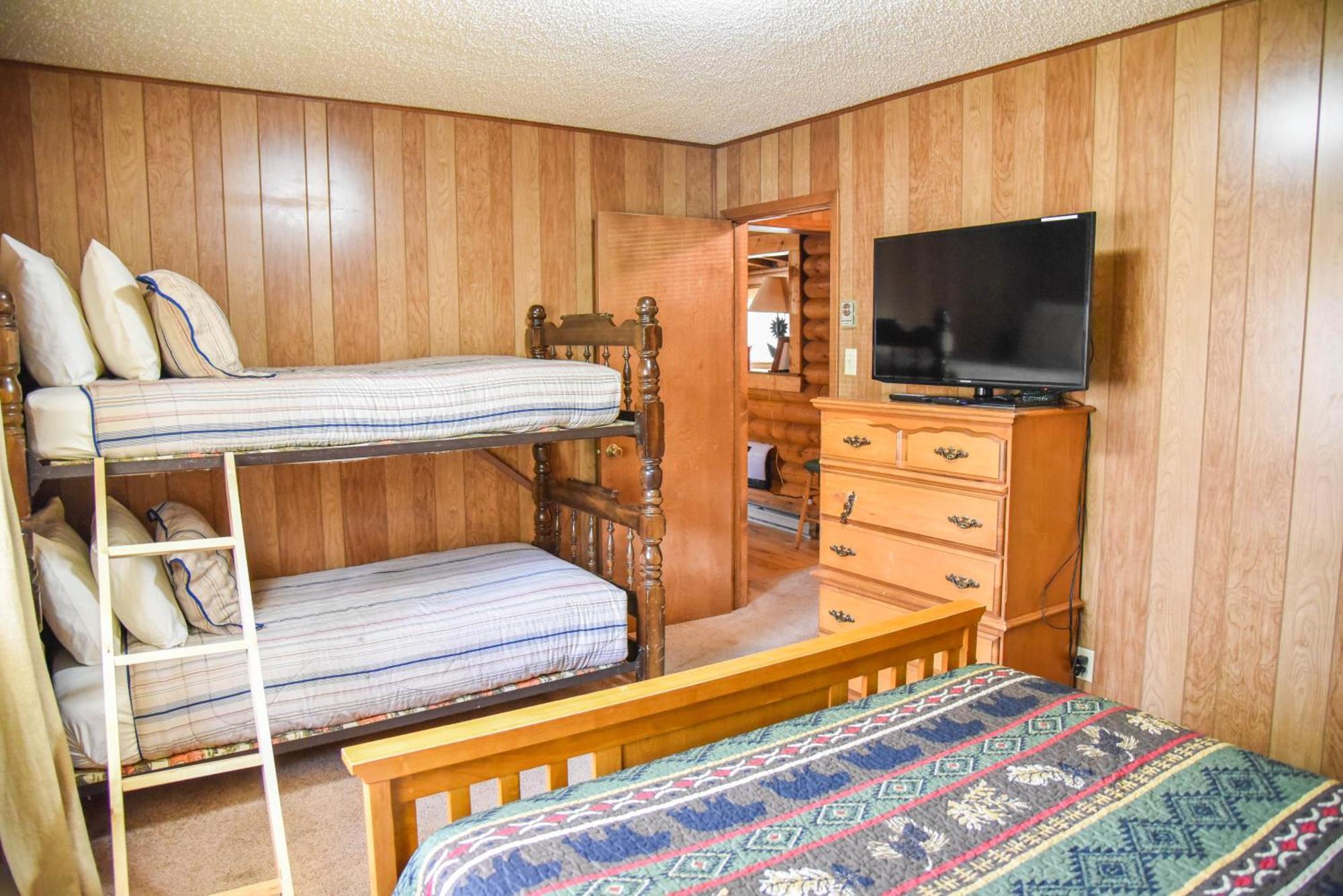 Bear Bait Cabin In Upper Valley With High Speed Wifi Ред Ривър Екстериор снимка