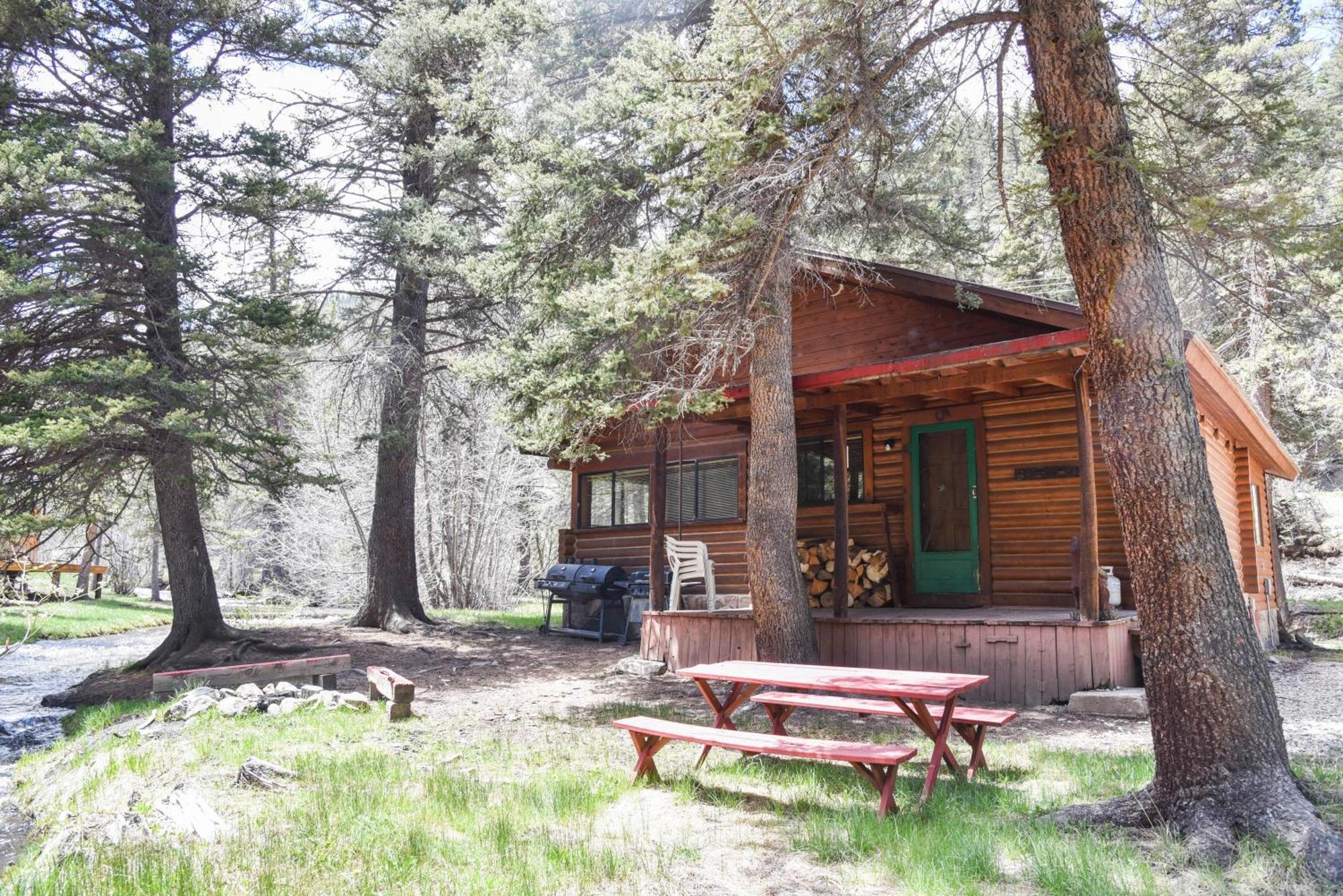 Bear Bait Cabin In Upper Valley With High Speed Wifi Ред Ривър Екстериор снимка