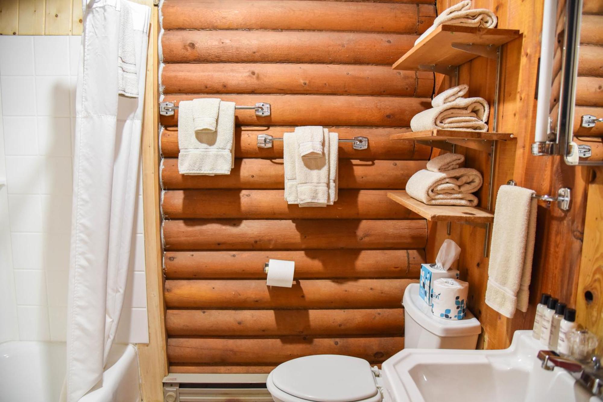 Bear Bait Cabin In Upper Valley With High Speed Wifi Ред Ривър Екстериор снимка
