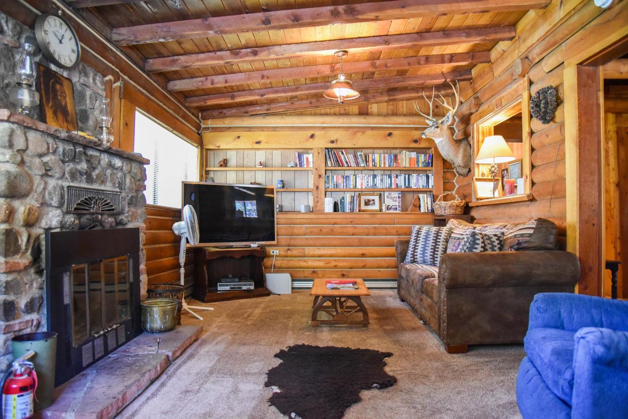Bear Bait Cabin In Upper Valley With High Speed Wifi Ред Ривър Екстериор снимка